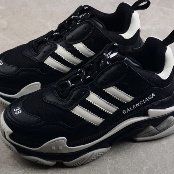 Balenciaga x Adidas Triple S Sneakers Size 45 EU Black white main image 4